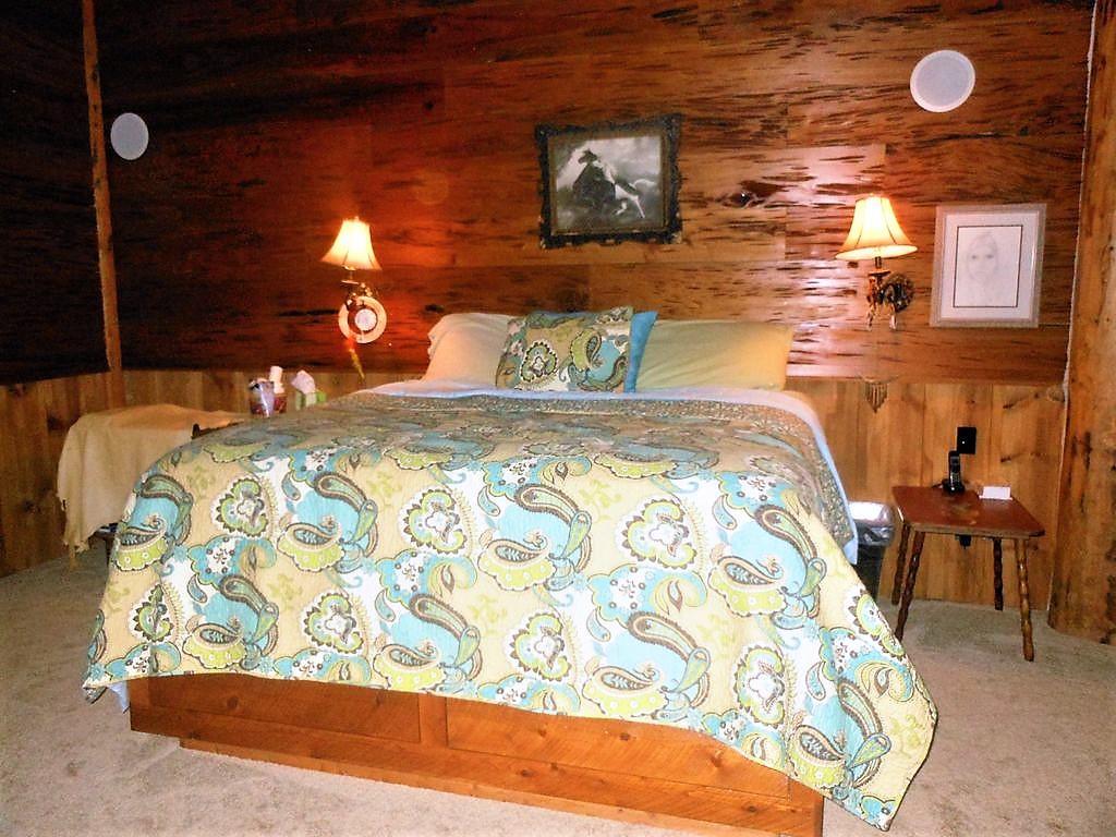 Mcdonald'S Ranch Lodge Гардинер Экстерьер фото